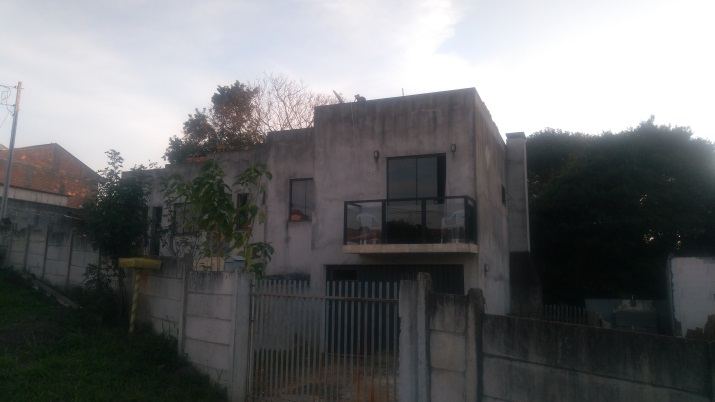 Obra executada pela AR4 Engenharia: RESIDENCIA PEDRO LINO – PONTA GROSSA