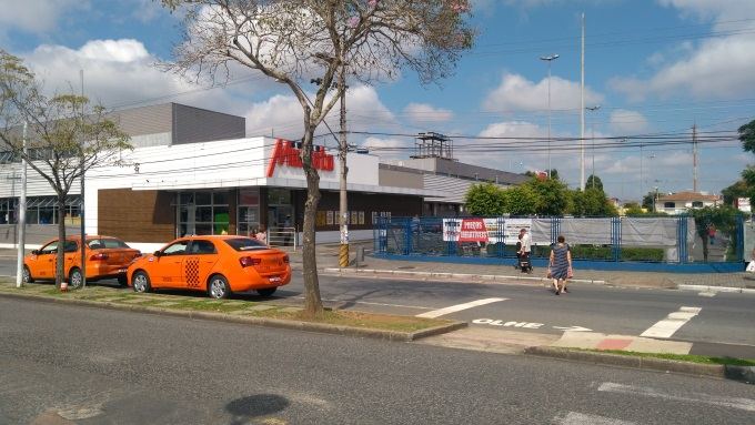 Obra executada pela AR4 Engenharia: SUPERMERCADO MUFFATO HAUER – CURITIBA